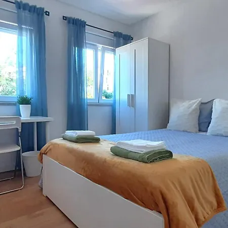 Vila Sao Martinho Homestay *