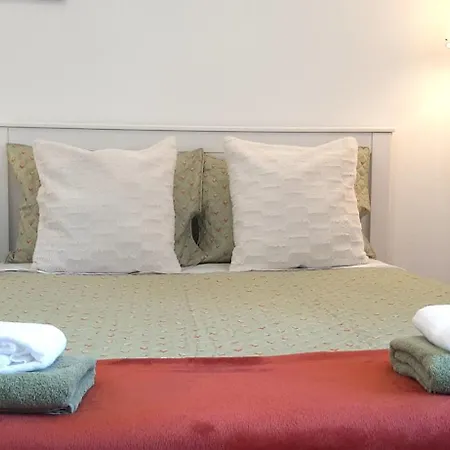 Homestay Vila Sao Martinho Lisbon
